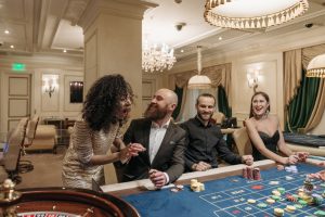 Image for article: The Glamour of Risk: Casino Fashion in Film and TV